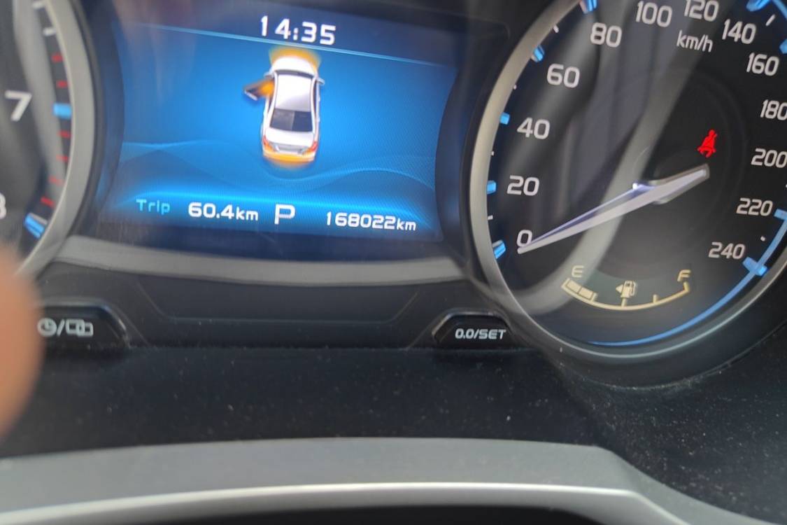 GEELY Emgrand 2016 #27 GEELY Emgrand 2016 car image #27