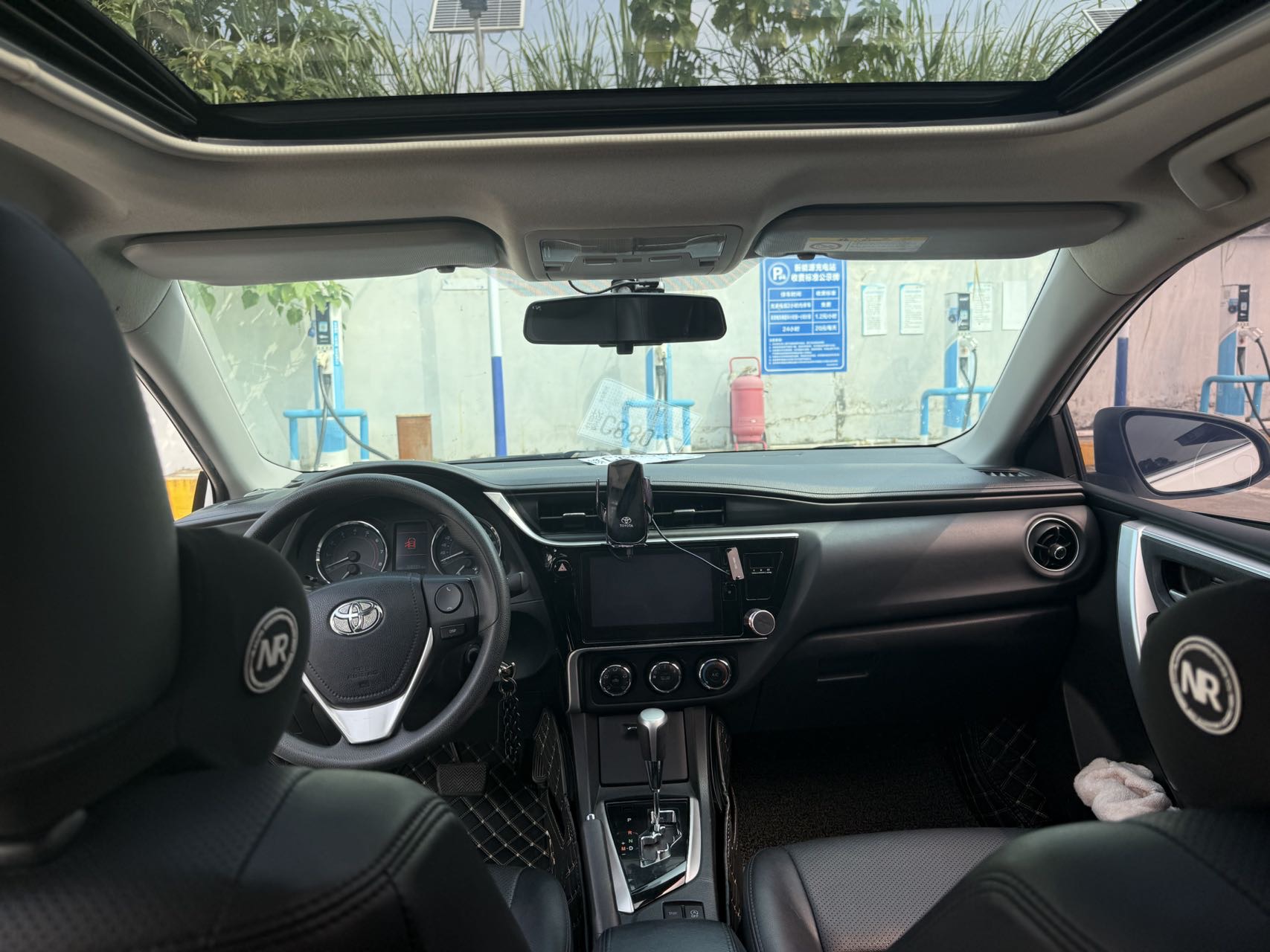 Toyota Corolla 2017 car image #8