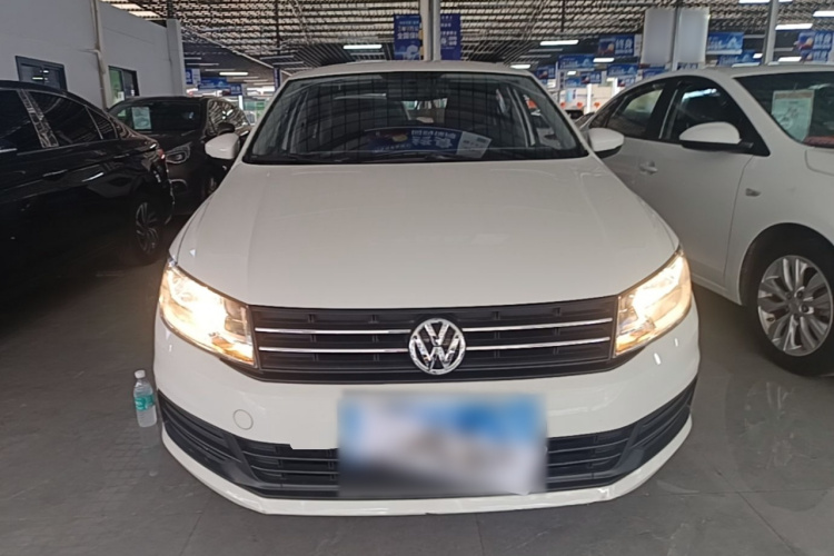 Volkswagen Santana 2016 car image #3