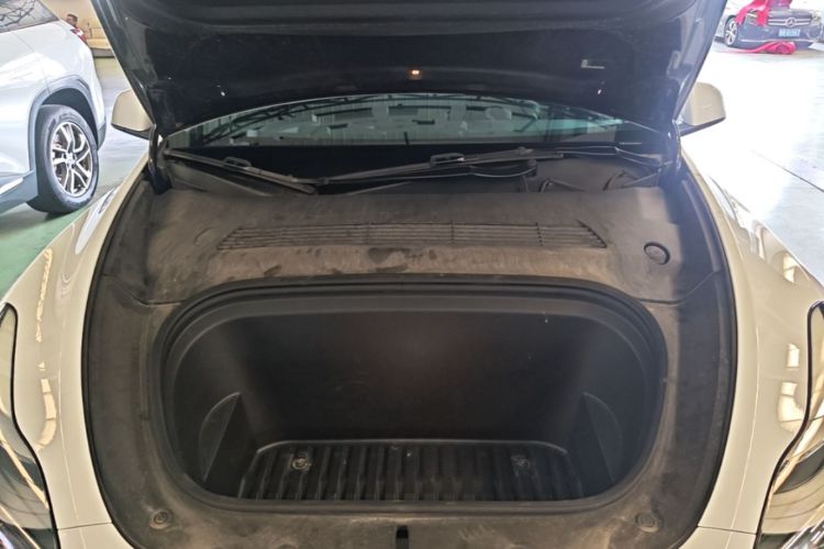 Tesla Model Y 2022 #22 Tesla Model Y 2022 car image #22