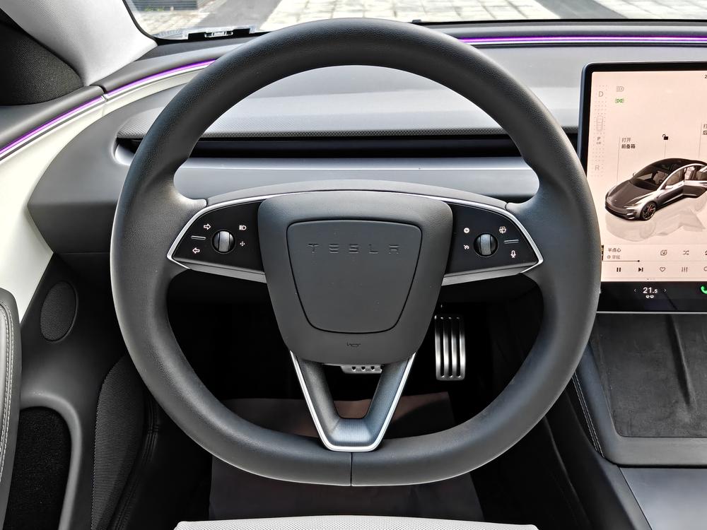 Tesla Model 3 2024 #10 Tesla Model 3 2024 car image #10