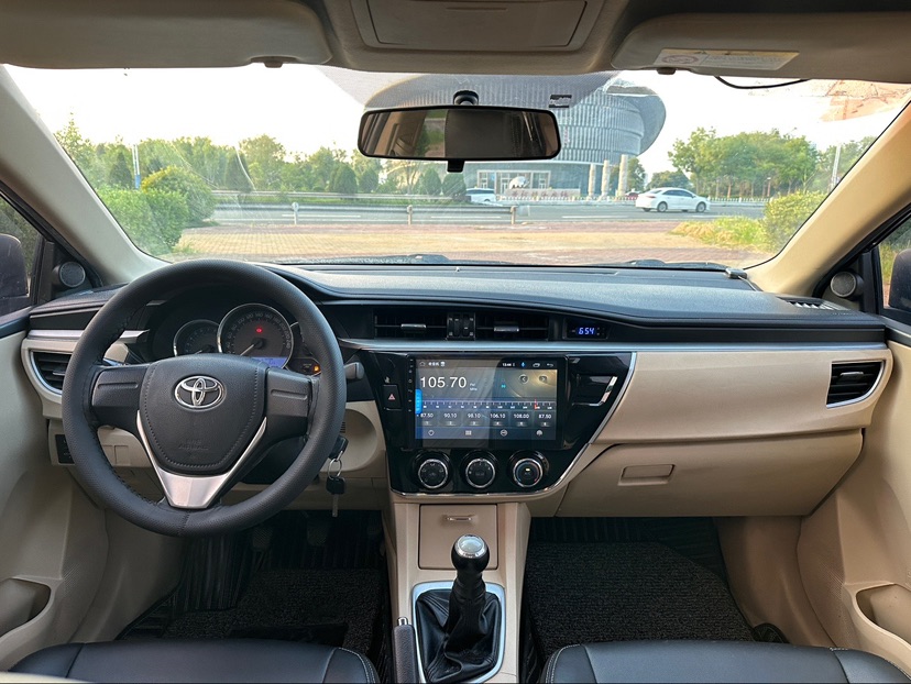 Toyota Corolla 2015 car image #9