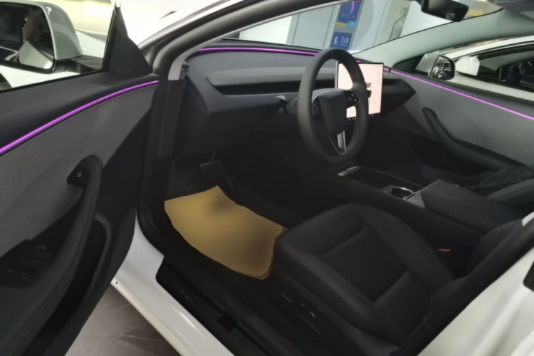 Tesla Model 3 2025 #16 Tesla Model 3 2025 car image #16