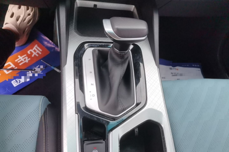 GEELY Emgrand L 2022 car image #18