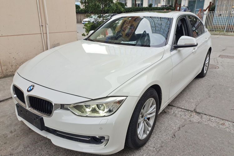 BMW 3 Series 2015 car image #2