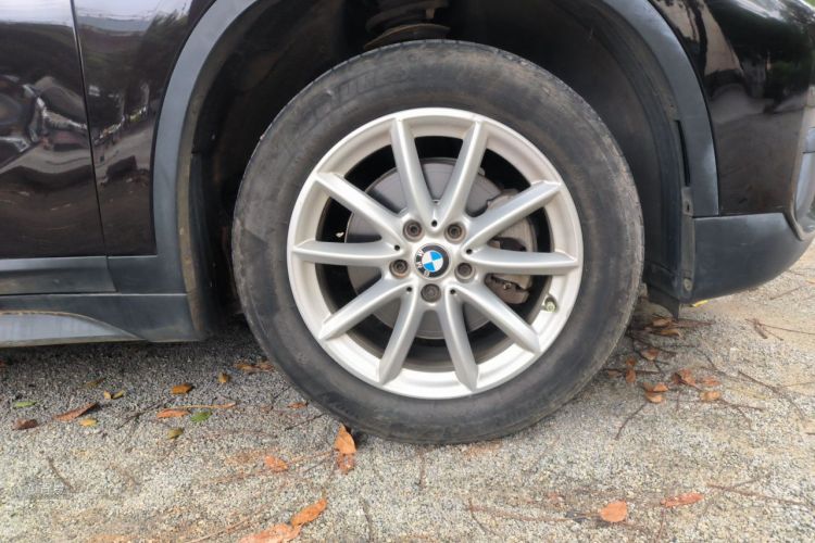 BMW X1 2018 #9 BMW X1 2018 car image #9