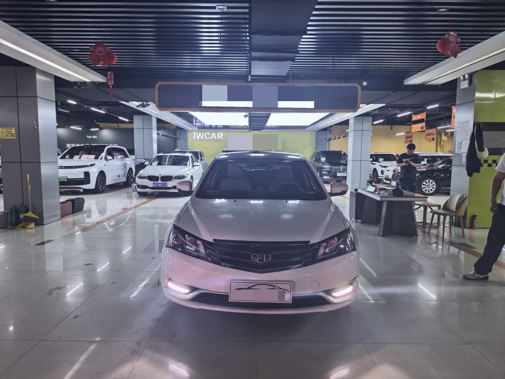 GEELY Emgrand 2015 car image #7