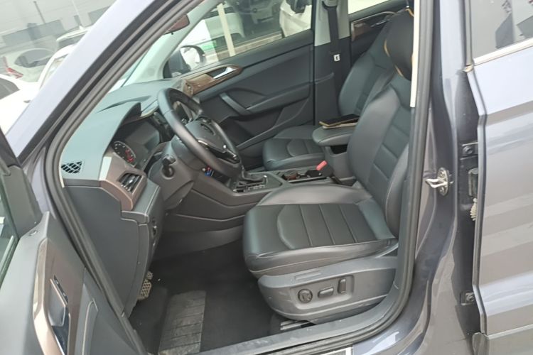 Volkswagen Tharu 2020 صورة سيارة #15