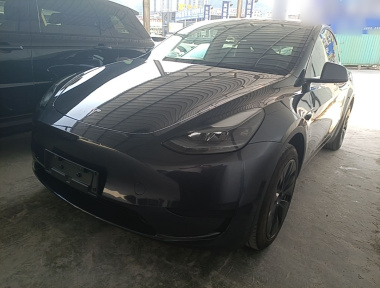 Tesla Model Y 2024 Tesla Model Y 2024 car image