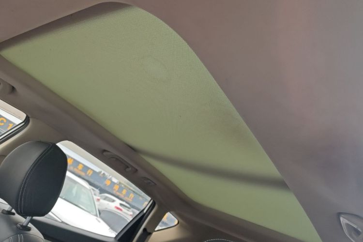 GEELY Vision X6 2019 car image #18