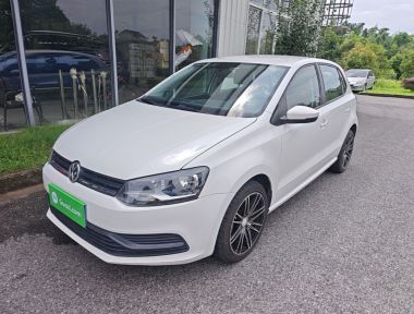 Volkswagen Polo 2016 car image 