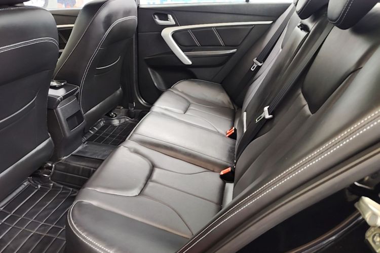 GEELY Emgrand 2016 #17 GEELY Emgrand 2016 car image #17