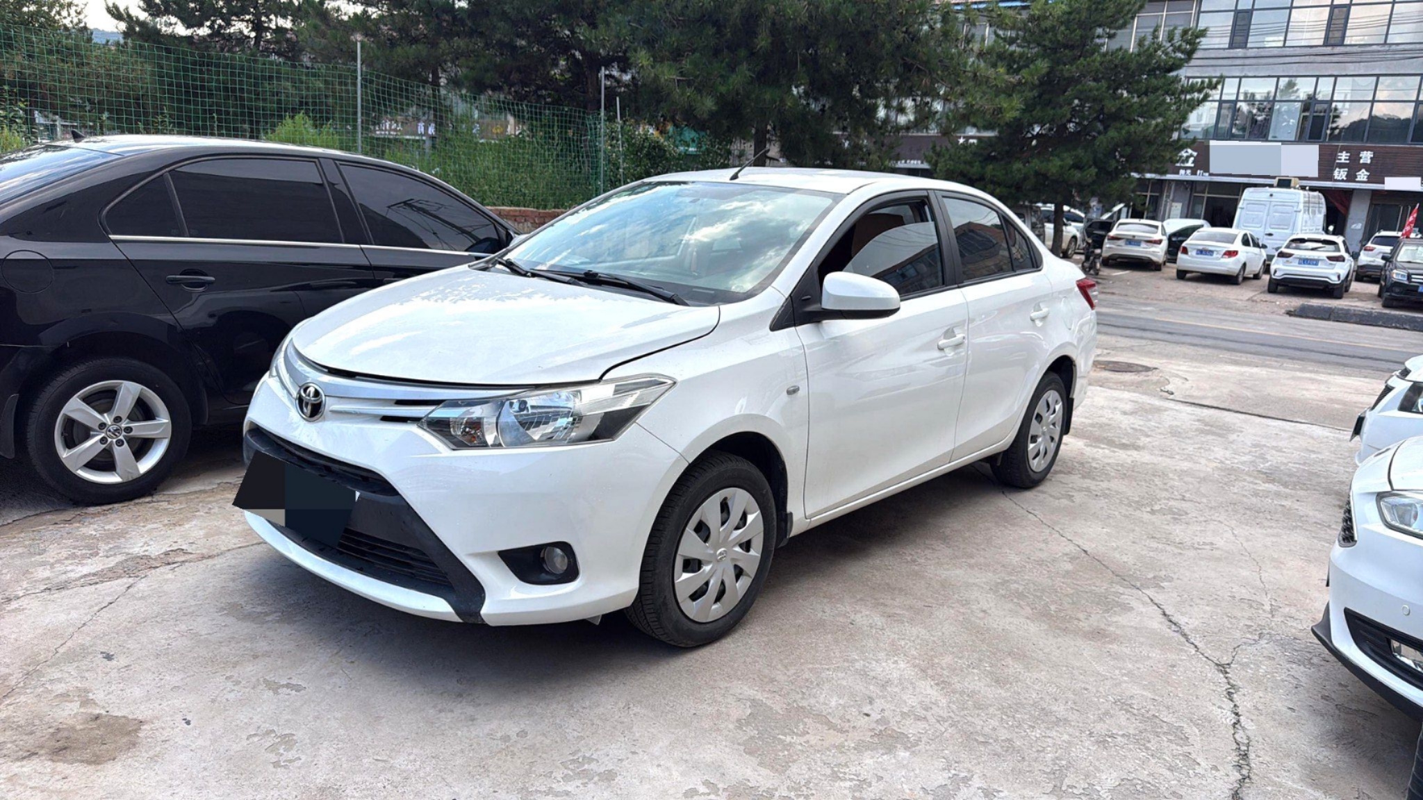 Toyota Vios 2015 Toyota Vios 2015 car image