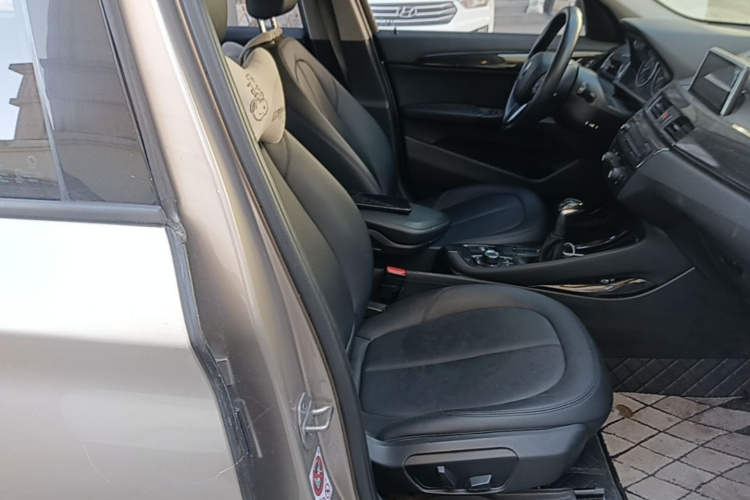 BMW X1 2017 #24 BMW X1 2017 car image #24