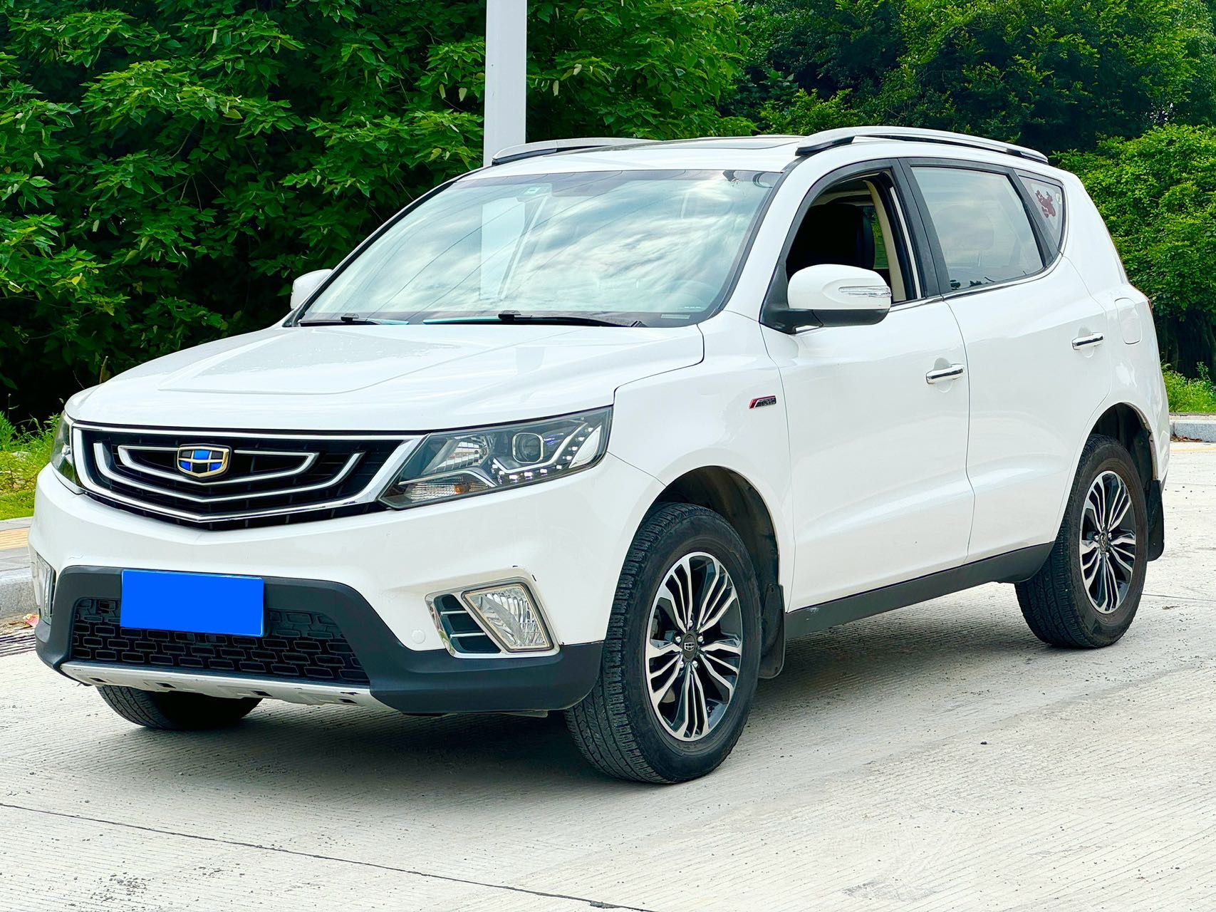 GEELY Vision X6 2017 car image 