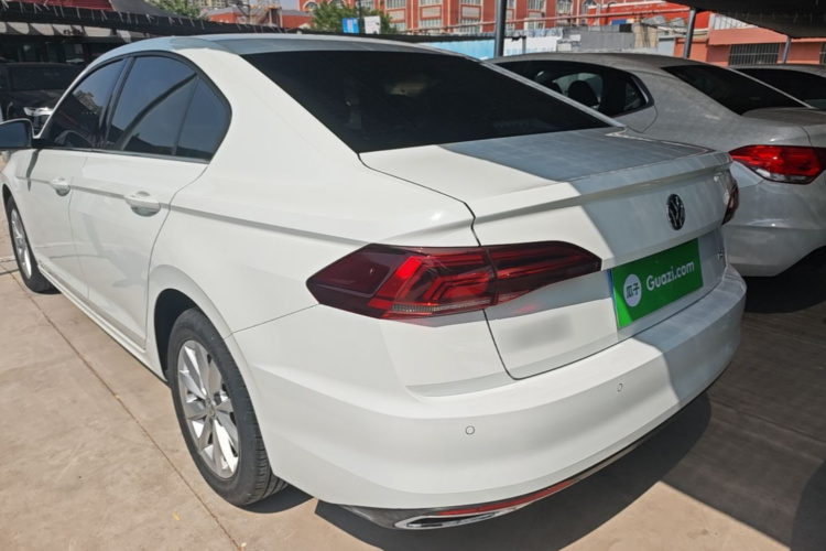 Volkswagen Bora 2019 #5 Volkswagen Bora 2019 car image #5