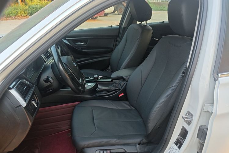 BMW 3 Series 2016 car image #15