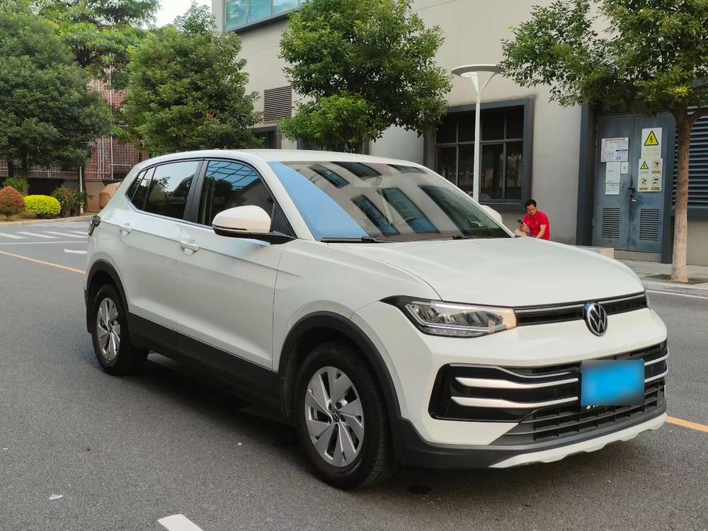 Volkswagen Tharu 2024 immagine di auto #3