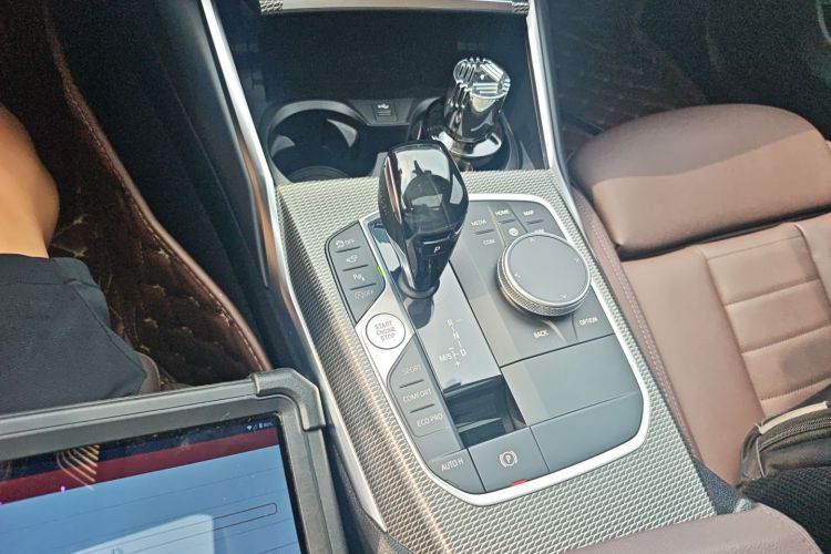 BMW 3 Series 2021 imagen de coche #14