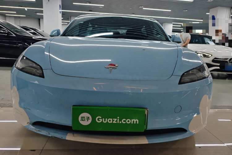 Tesla Model 3 2024 car image #3