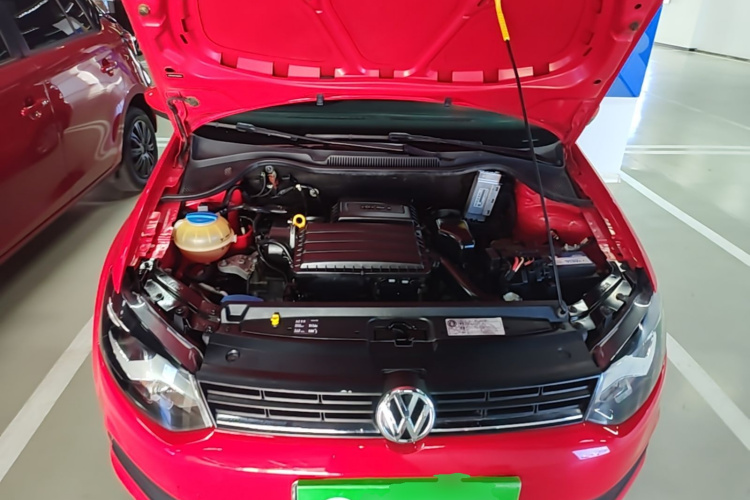 Volkswagen Polo 2017 car image #20