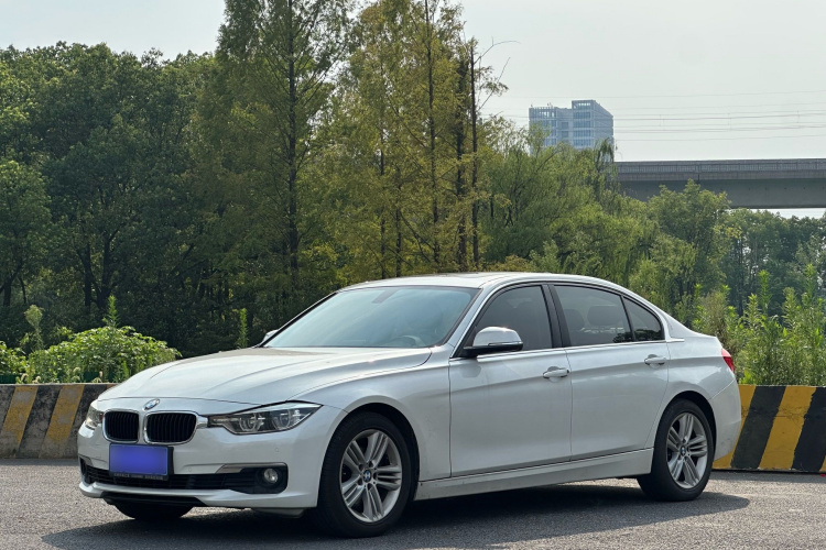 BMW 3 Series 2017 #3 BMW 3 Series 2017 car image #3