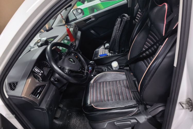 Volkswagen Tharu 2021 immagine di auto #17
