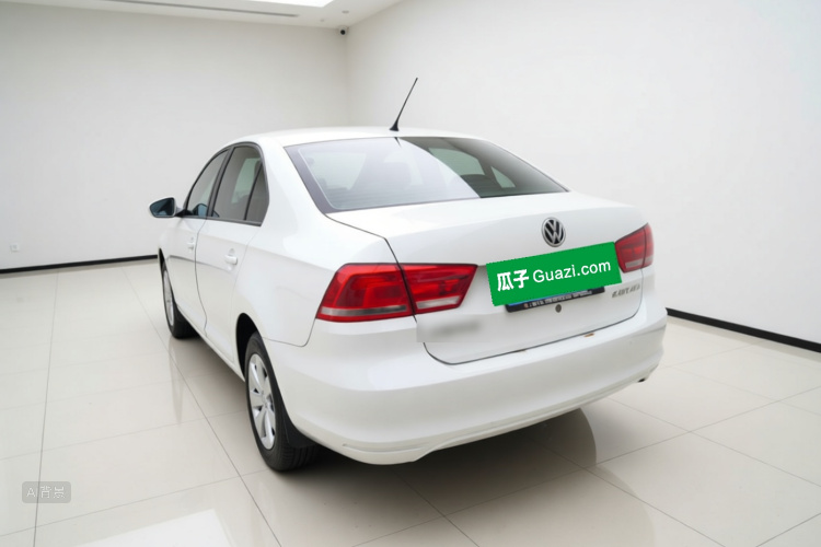 Volkswagen Santana 2016 car image #5
