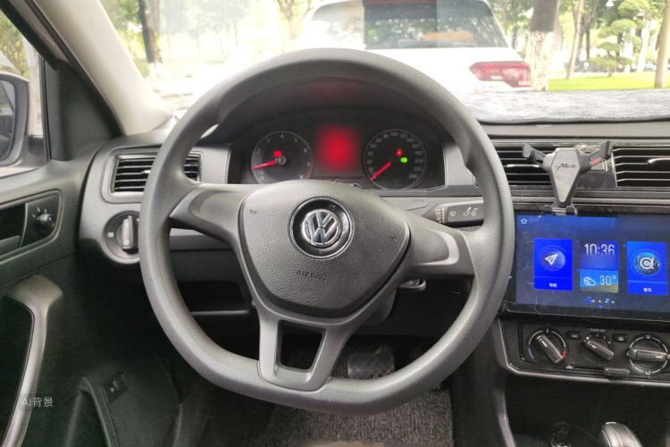 Volkswagen Santana 2018 car image #12