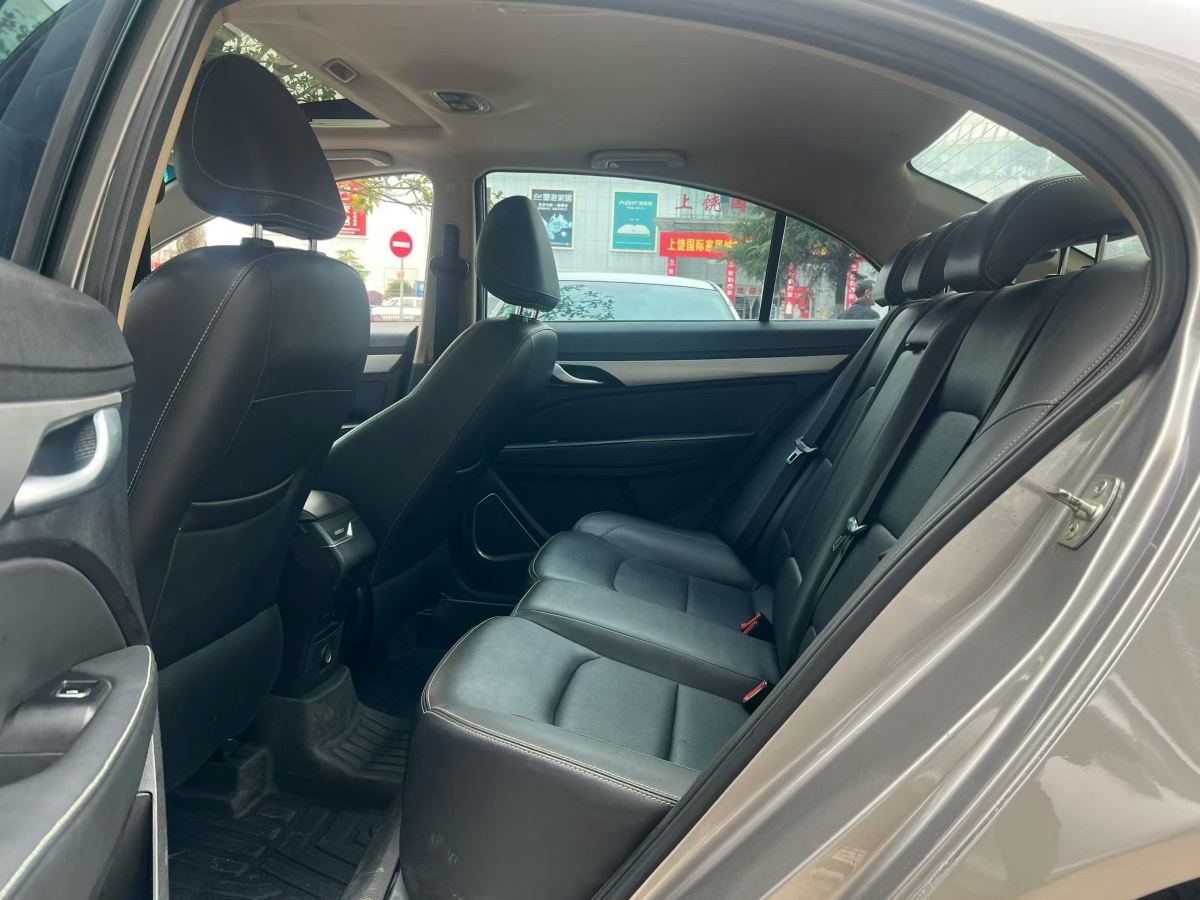 GEELY Emgrand 2018 car image #6