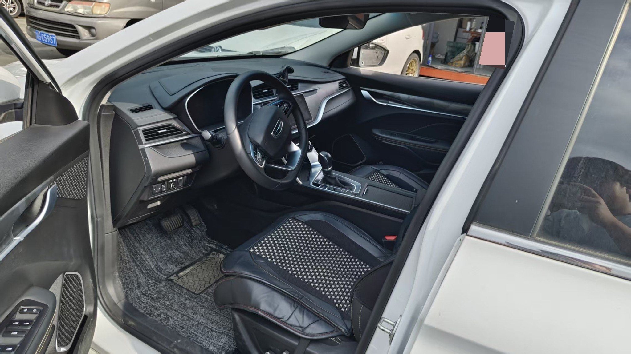 GEELY Binray 2021 image de voiture #3