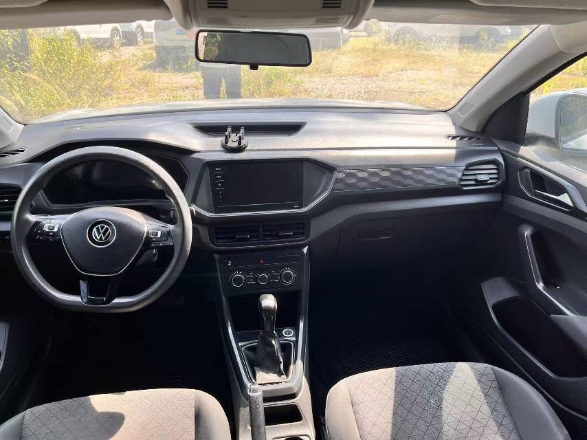 Volkswagen T-Cross 2023 изображение автомобиля #9