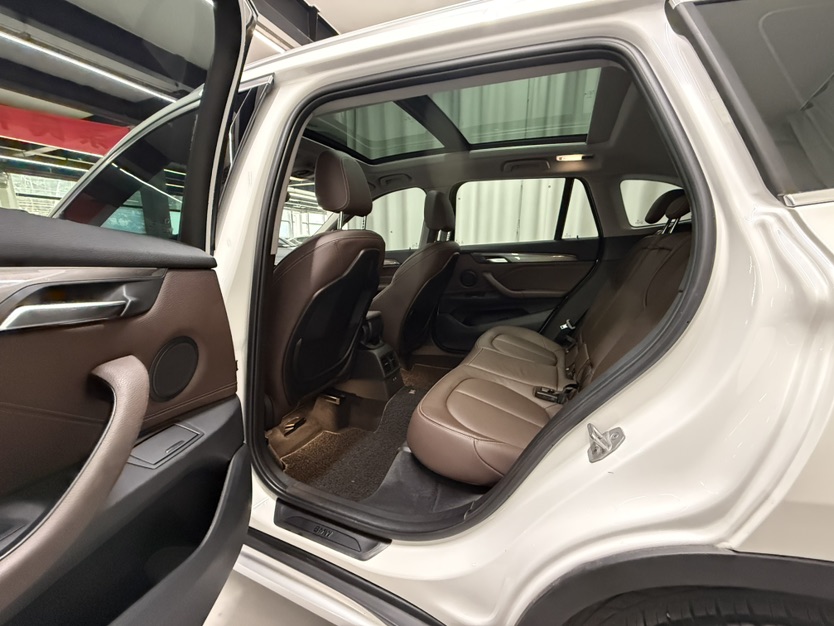 BMW X1 2018 #5 BMW X1 2018 صورة سيارة #5