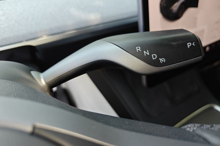 Tesla Model Y 2024 #18 Tesla Model Y 2024 immagine di auto #18