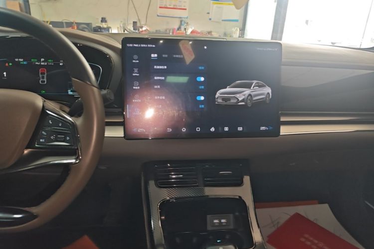 BYD Han 2021 immagine di auto #17