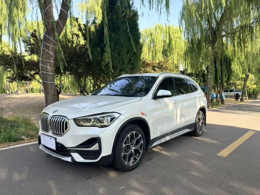 BMW X1 2021 car image 