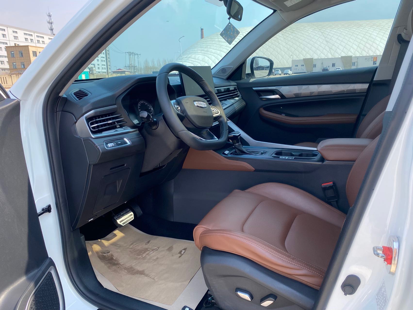 GEELY Vision X6 2022 car image #4