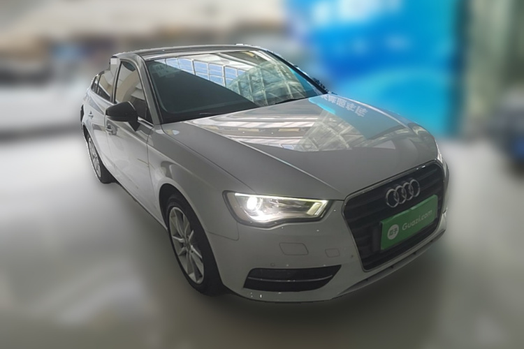 Audi A3 2015 car image #4