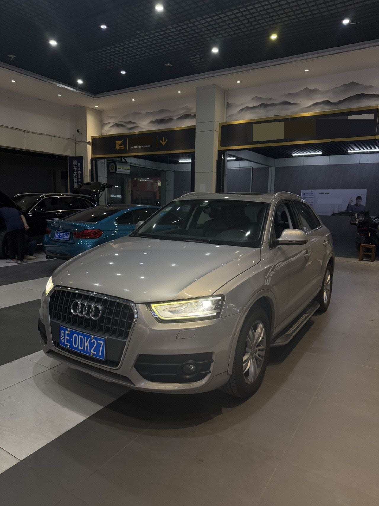 Audi Q3 2014 car image 