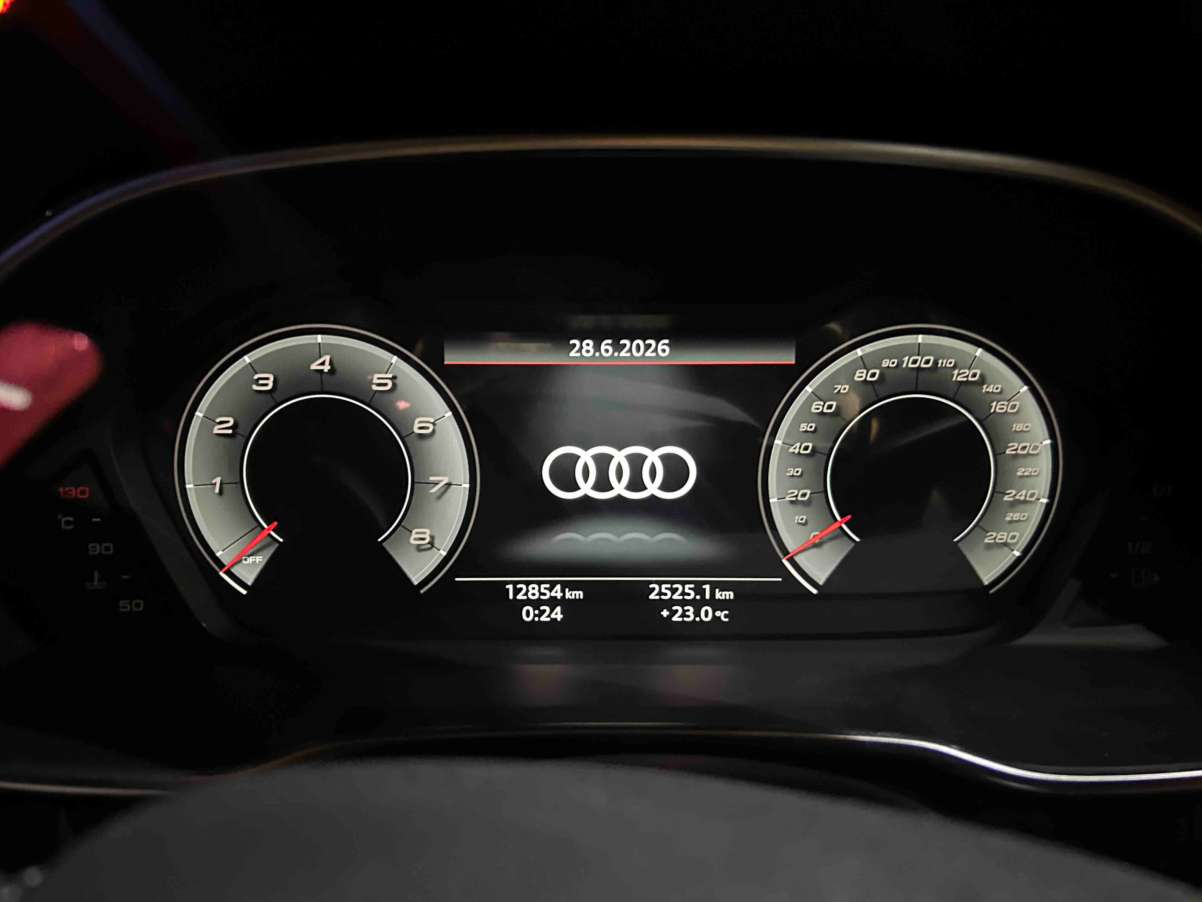 Audi Q3 2023 #11 Audi Q3 2023 car image #11