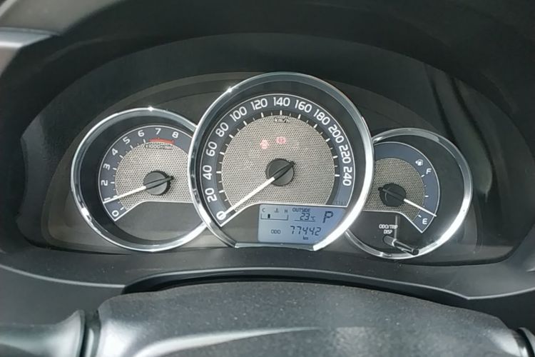 Toyota Corolla 2017 car image #12