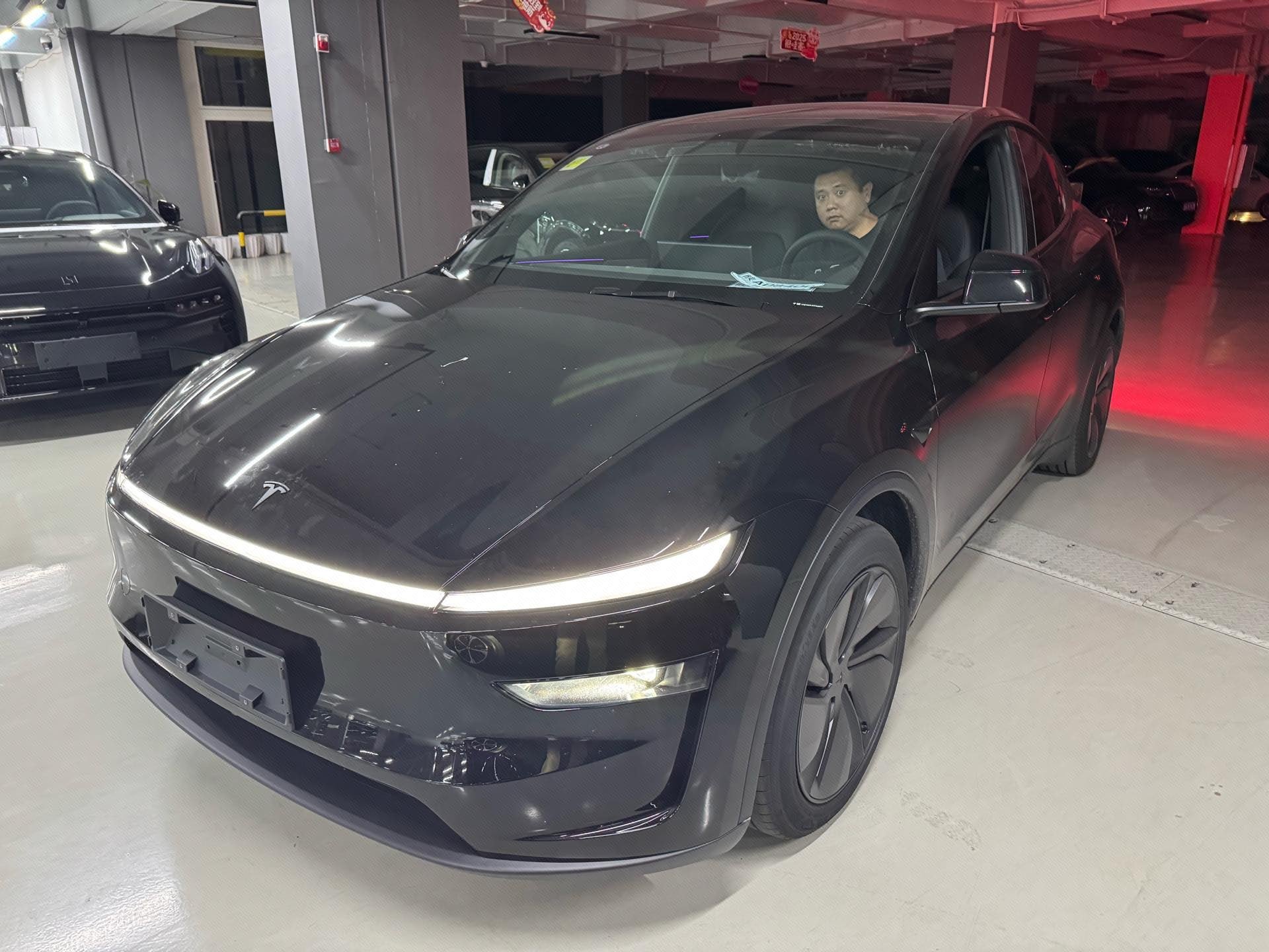 Tesla Model Y 2026 car image 