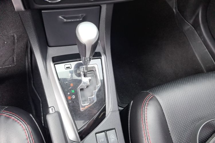Toyota Corolla 2018 car image #14