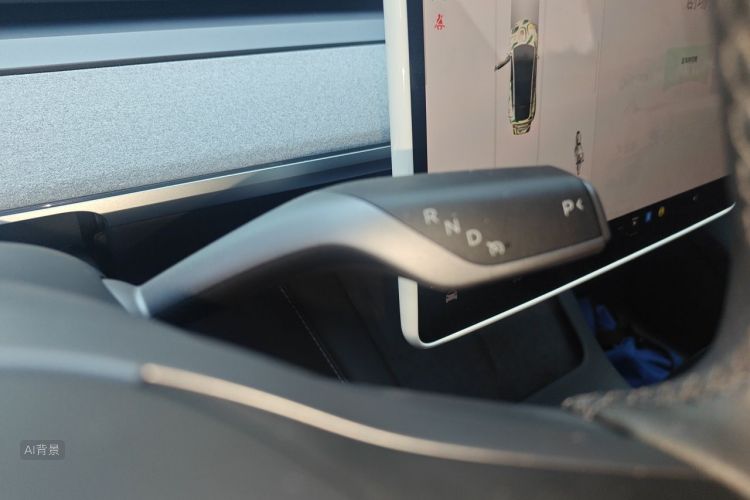 Tesla Model Y 2024 #16 Tesla Model Y 2024 car image #16