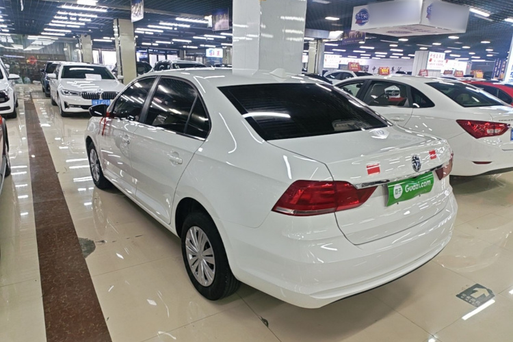 Volkswagen Santana 2018 car image #5
