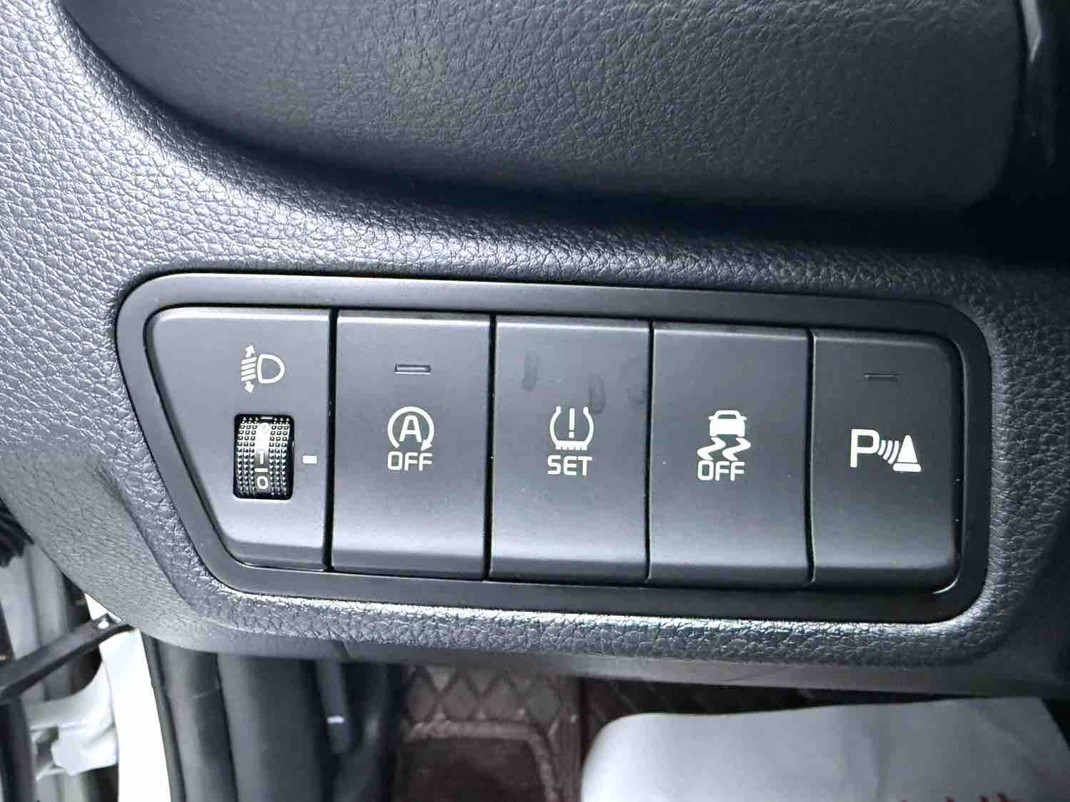 Kia Seltos 2023 #5 Kia Seltos 2023 car image #5
