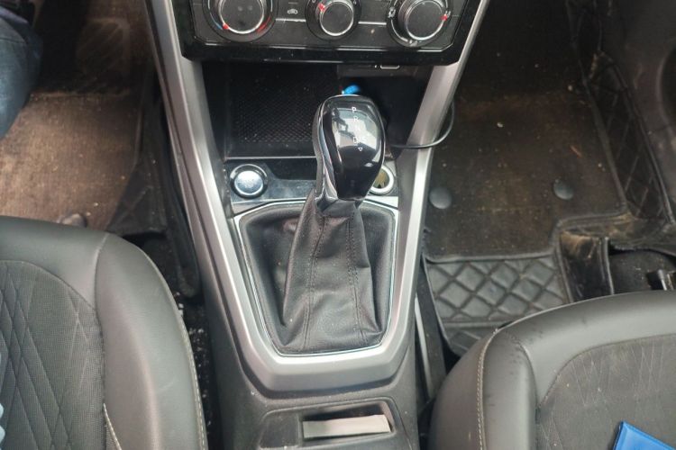 Volkswagen T-Cross 2021 #14 Volkswagen T-Cross 2021 immagine di auto #14