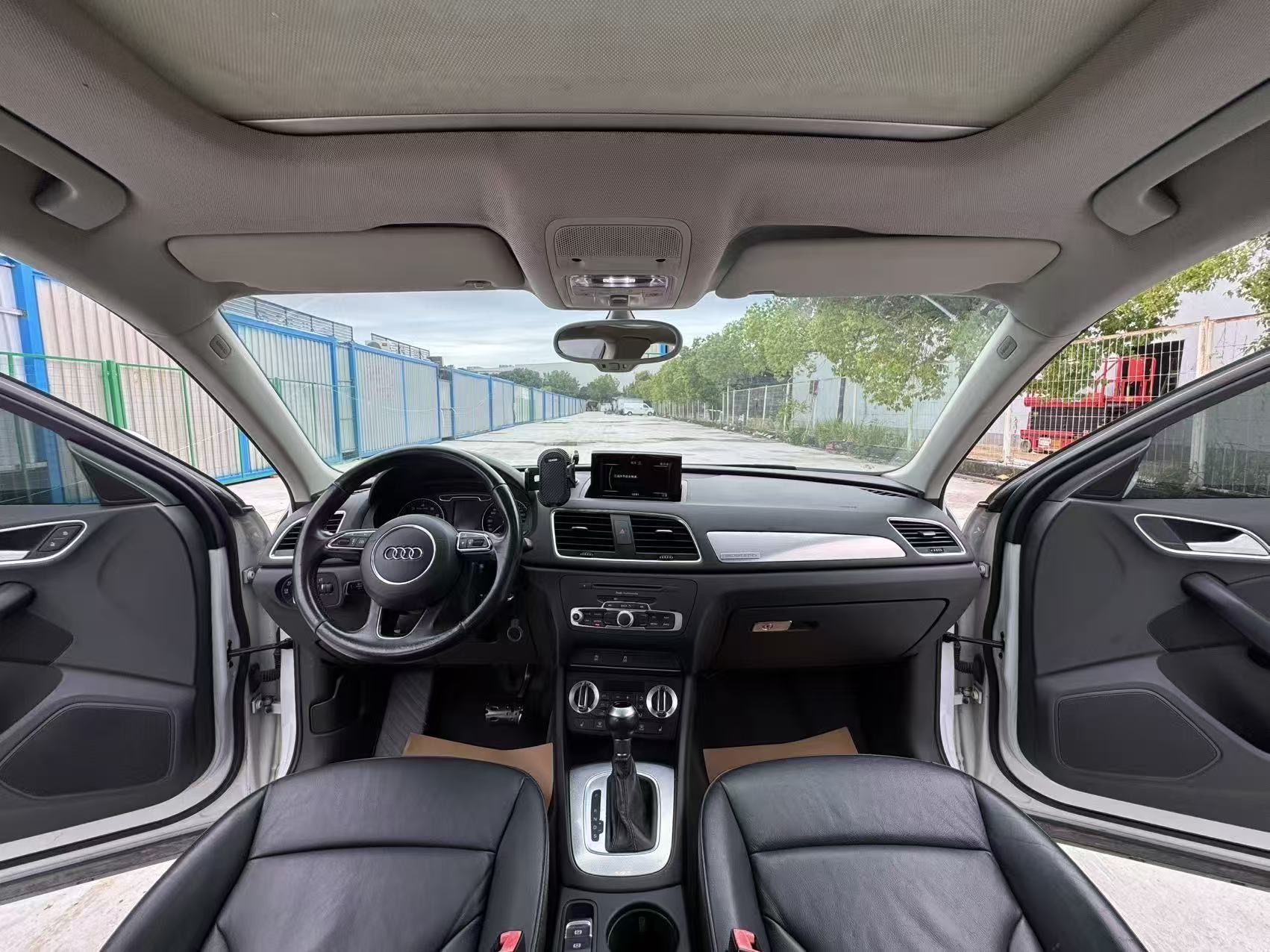 Audi Q3 2014 #12 Audi Q3 2014 car image #12