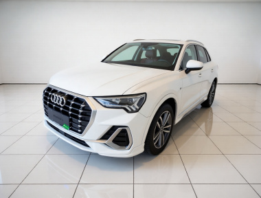 Audi Q3 2022 Audi Q3 2022 car image