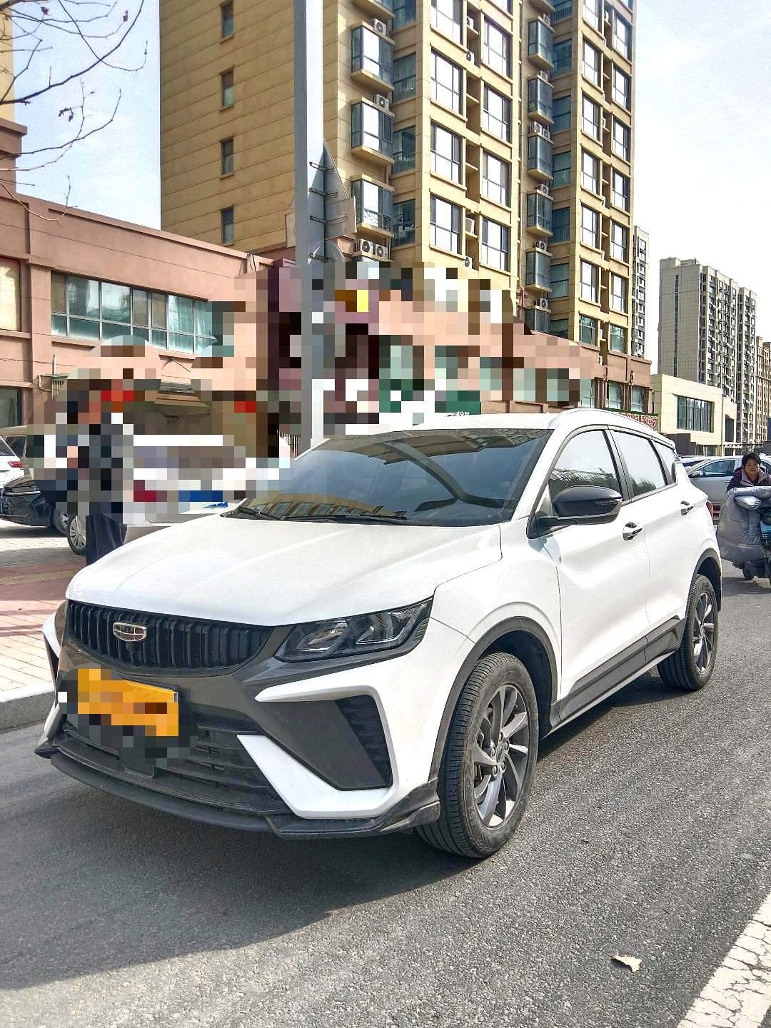 GEELY Coolray 2024 immagine di auto 